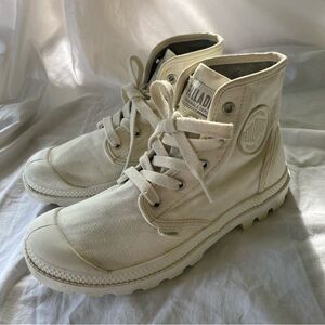 Palladium Pampa Hi Sneakers in Pilat | Canvas High Top Boots